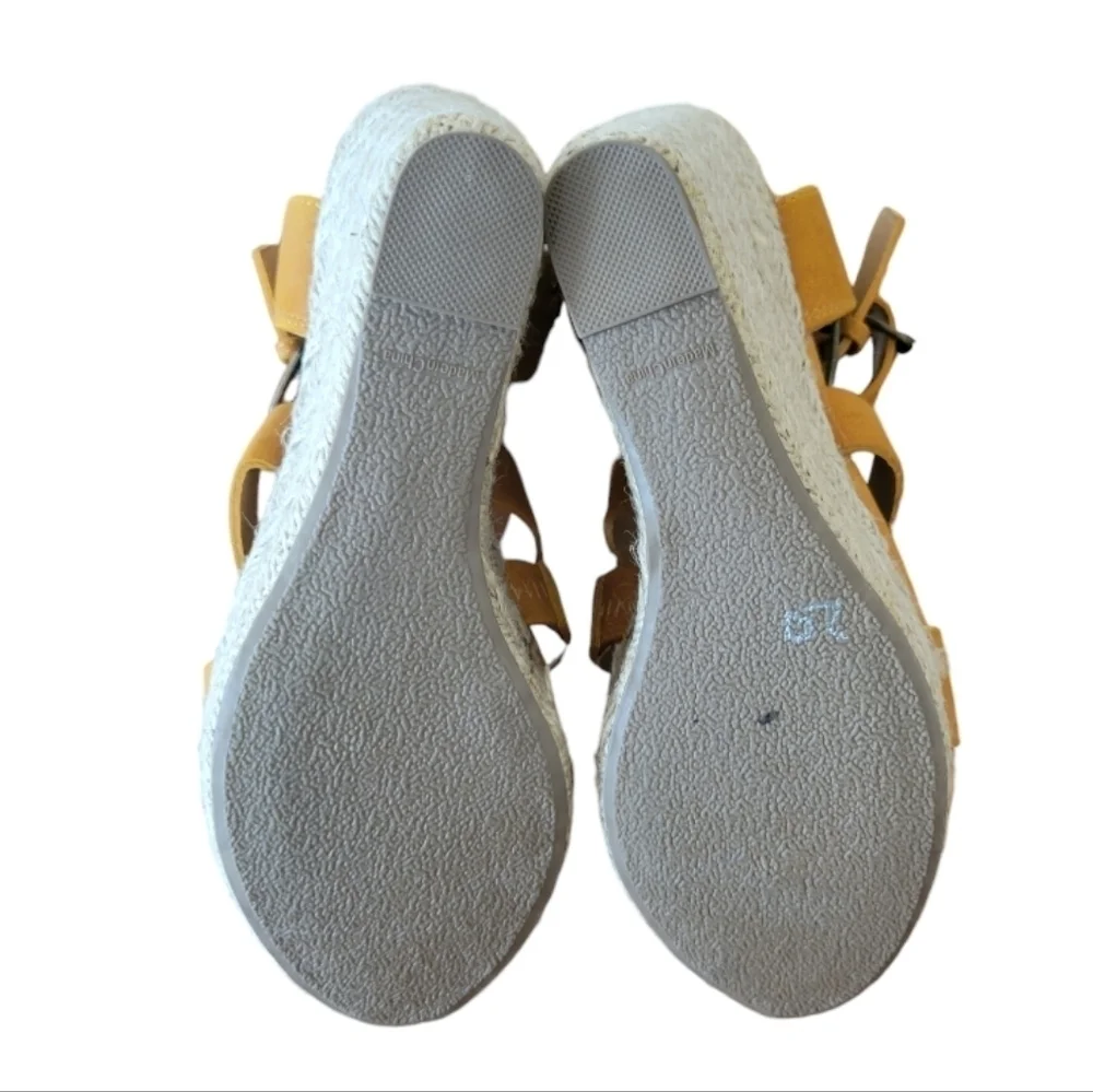 NWOT Report Faux Suede Rope Wedge‎ Sandals Size 7.5
